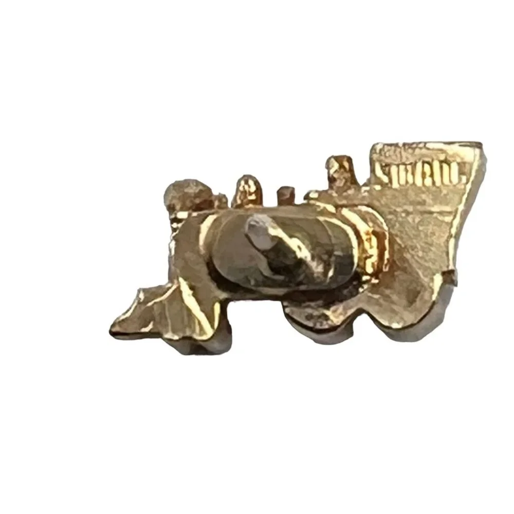 Vintage Swank Train Engine Tie Tack Pin Gold Tone Green Accent‎ Railroad Pin
